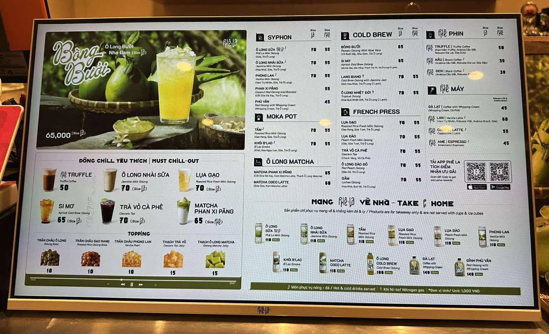 Menu Phê La mới nhất có món gì ngon? Giá trà sữa Phê La bao nhiêu?