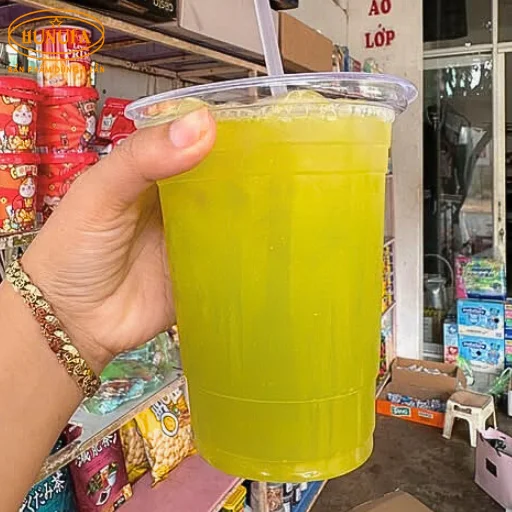 ly nhựa 900ml