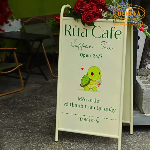 bảng hiệu hình ly cafe