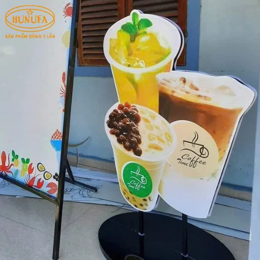 bảng hiệu hình ly trà sữa