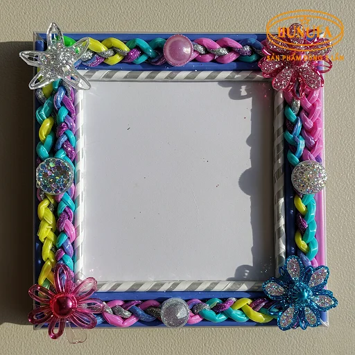 Cách làm khung ảnh bằng ống hút dùng trang trí cực đơn giản