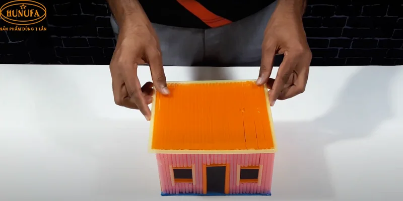 Cách làm nhà bằng ống hút nhựa đơn giản, dễ làm tại nhà