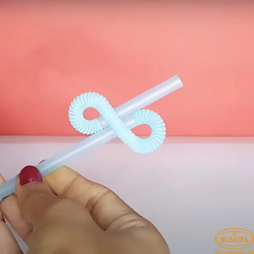 Cách tạo hình ống hút nghệ thuật đẹp, sáng tạo