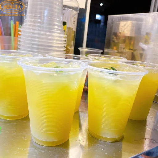 Mẫu ly nhựa đựng nước mía giá tốt, bền đẹp và nơi bán cốc nhựa uy tín