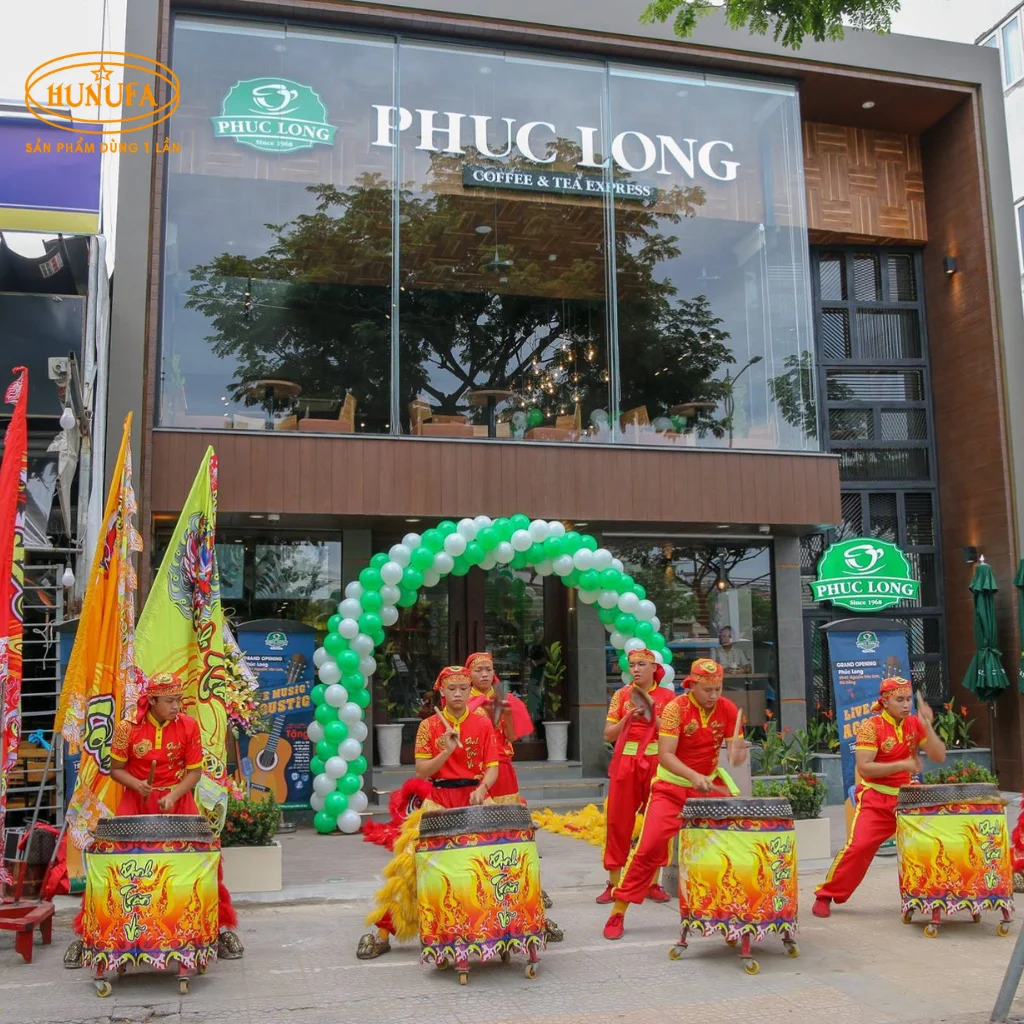 Lên kế hoạch chương trình khai trương quán cafe, trà sữa từ A–Z cho người mới 
