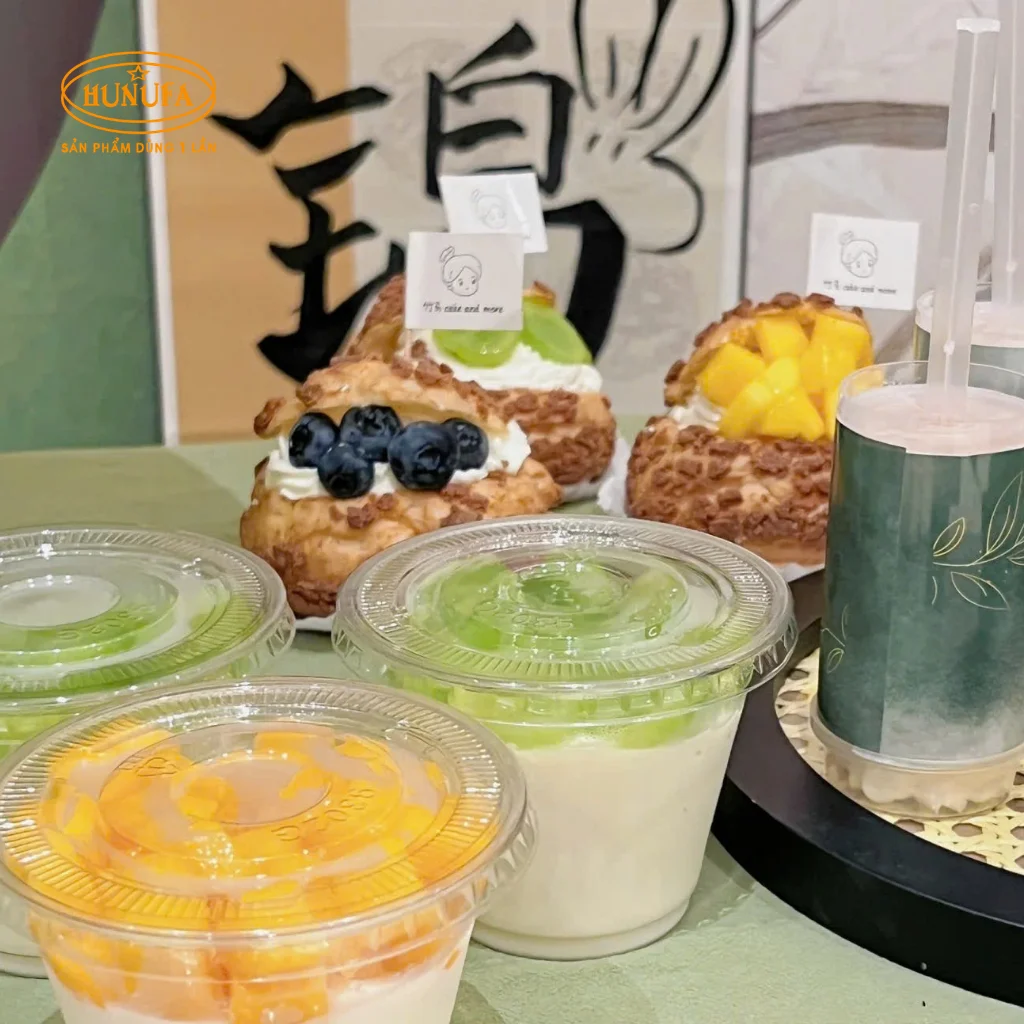 Ly nhựa 250ml nhỏ có nắp