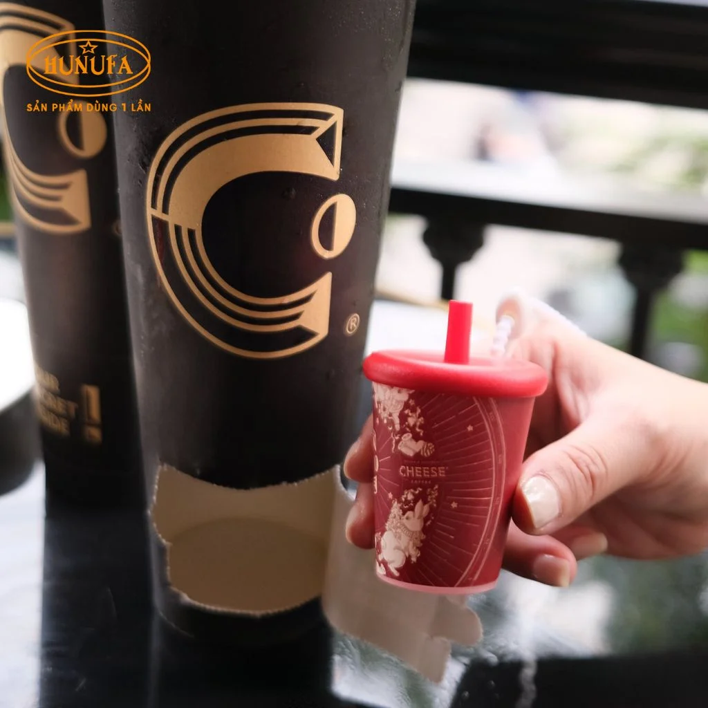ly hide cup của cheese coffee