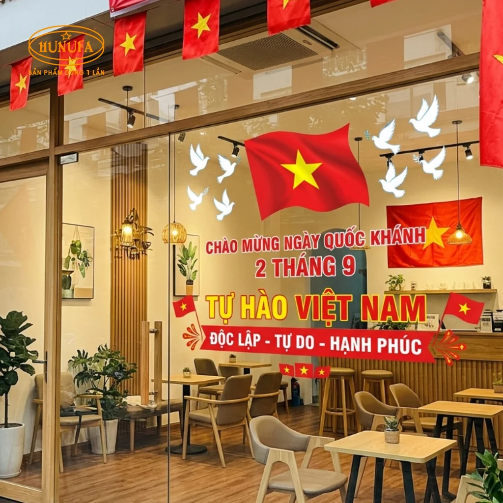 Trang trí quán trà sữa và cà phê dịp lễ Quốc khánh 2/9