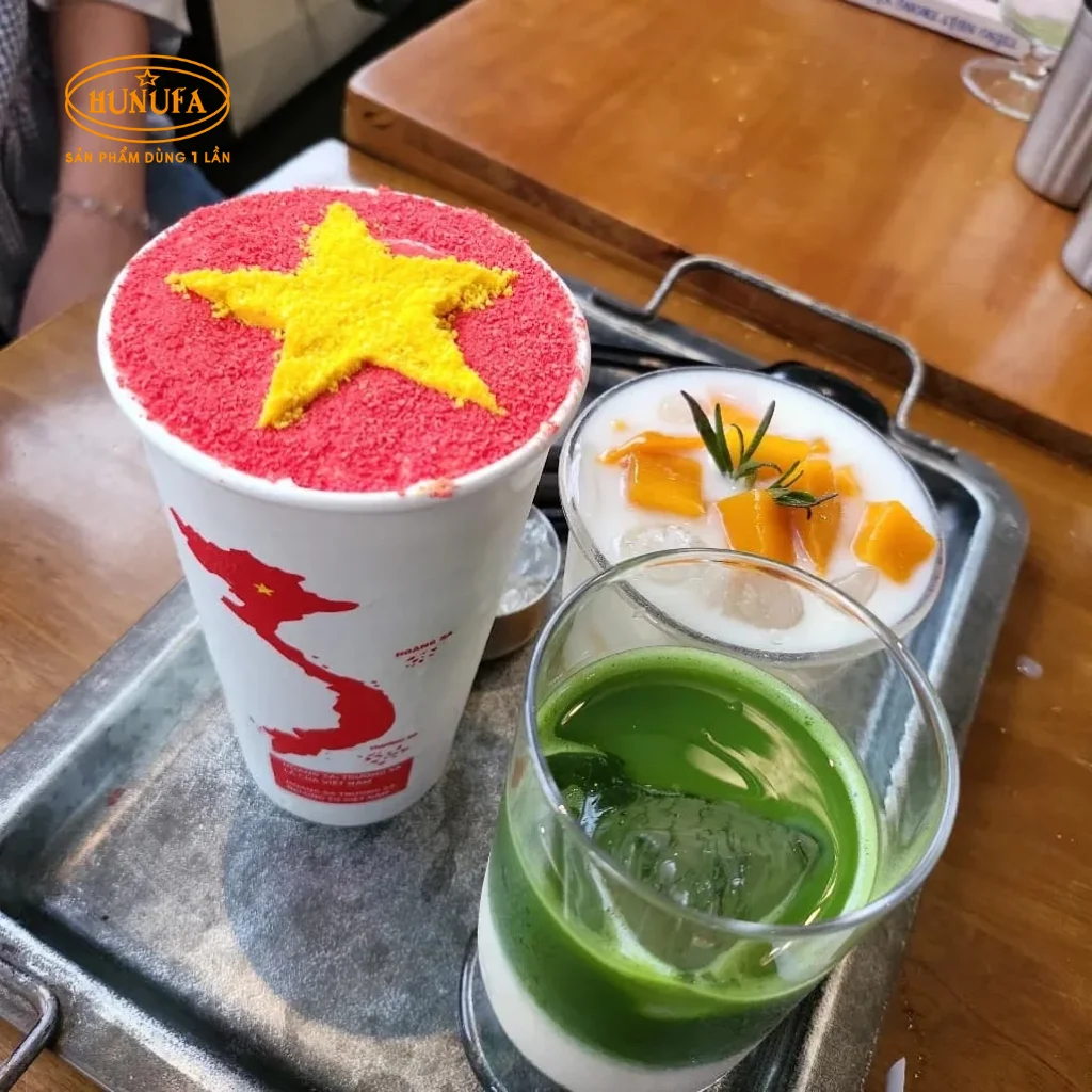 Trang trí quán trà sữa, cà phê dịp lễ Quốc khánh 2/9