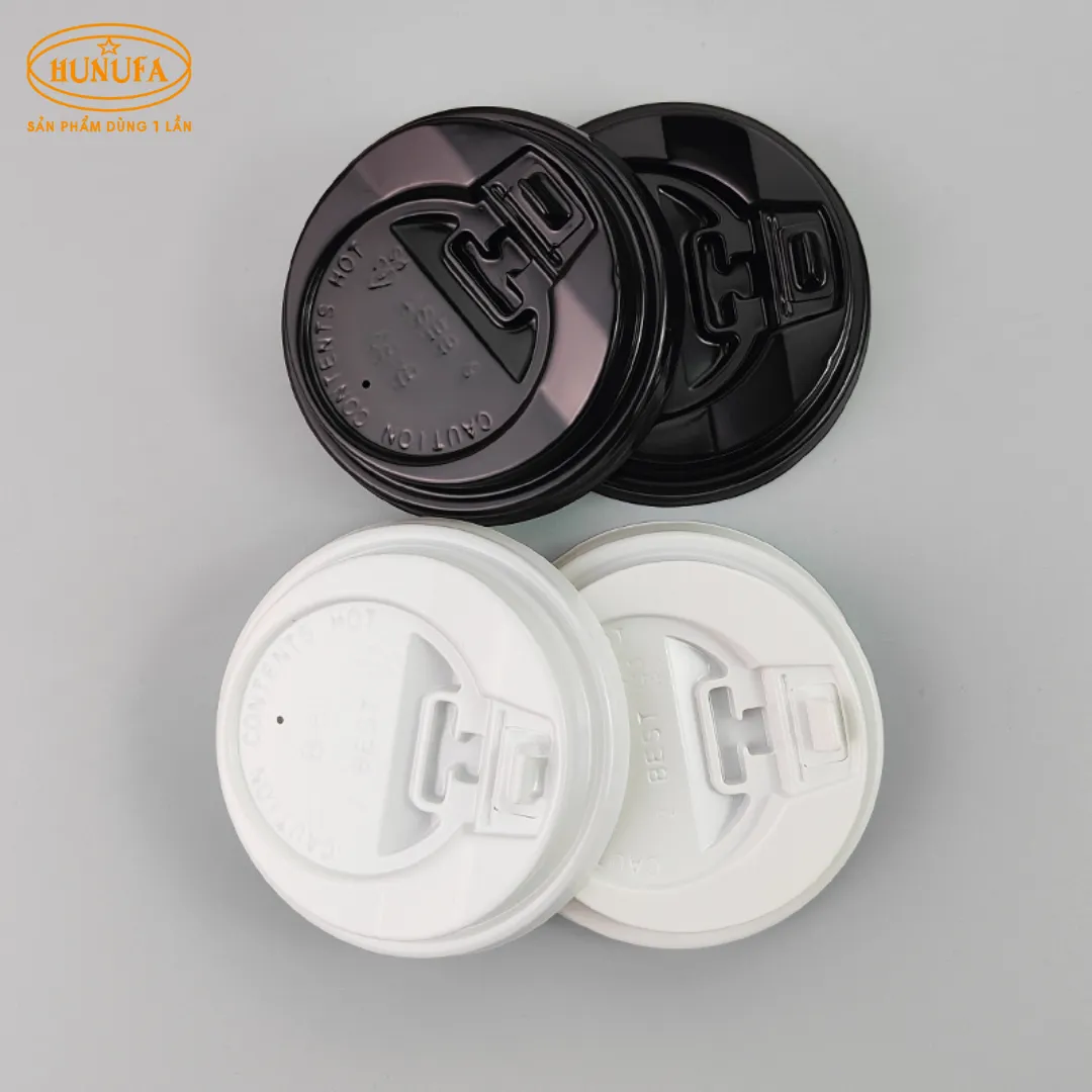 Các loại nắp ly trà sữa đa dạng, bao gồm nắp bằng, nắp chữ tim, nắp cầu, nắp kim cương, nắp mỏ vịt và nắp uống trực tiếp.
