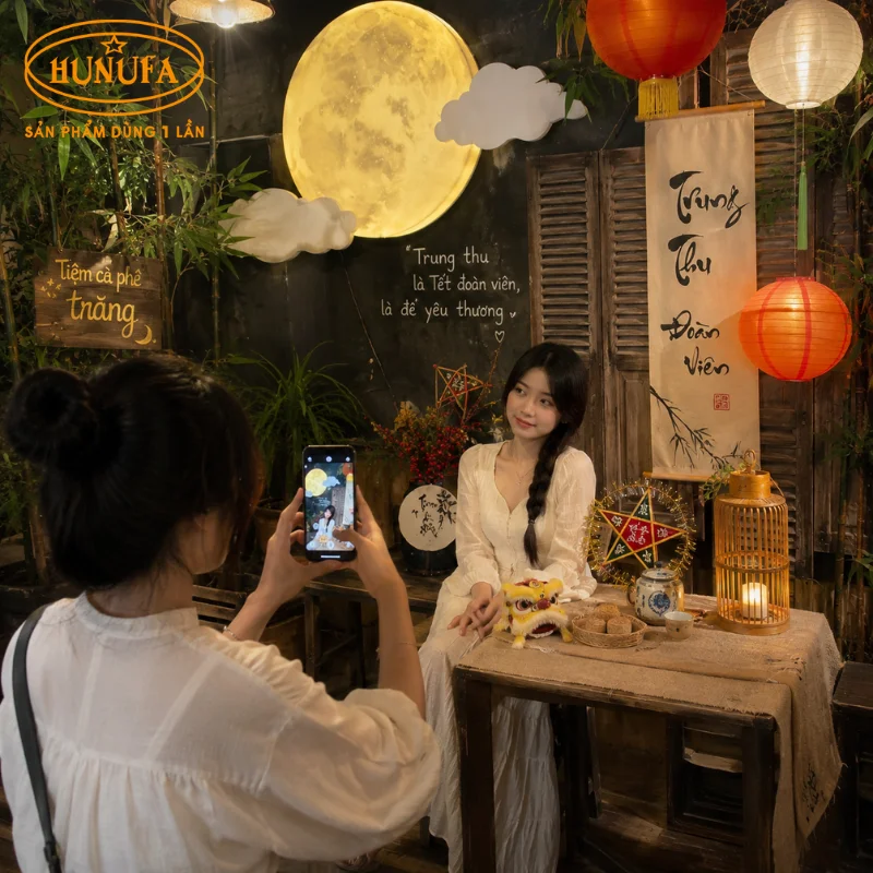 Top 10+ quán cafe và trà sữa trang trí Trung Thu hot nhất TPHCM