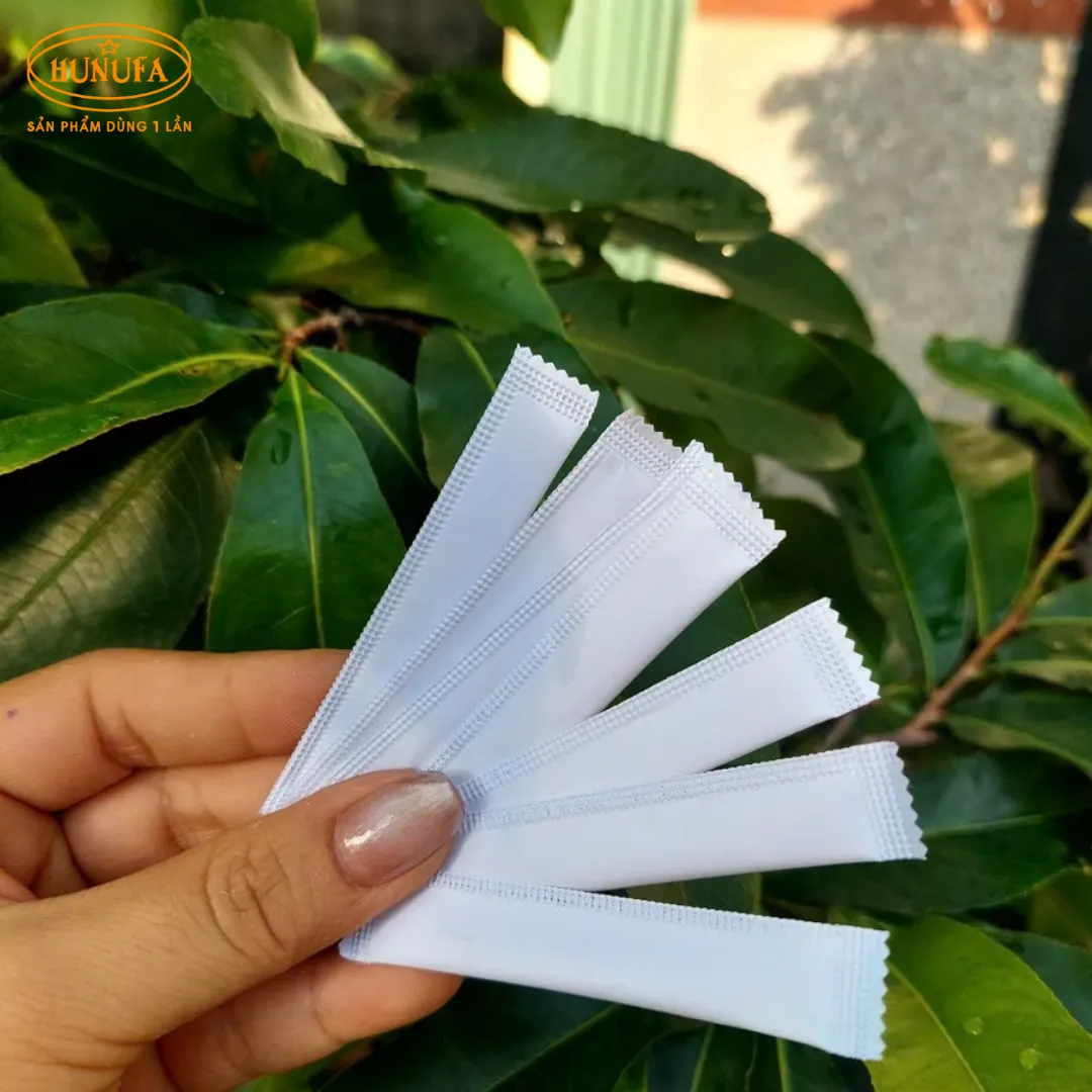 Tăm xỉa răng giá rẻ, chất lượng, an toàn cho sức khỏe. Giúp vệ sinh răng sau khi ăn hiệu quả,