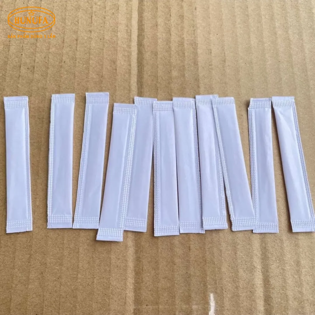 Tăm xỉa răng tre giá rẻ, chất lượng, an toàn cho sức khỏe. Giúp vệ sinh răng sau khi ăn hiệu quả,