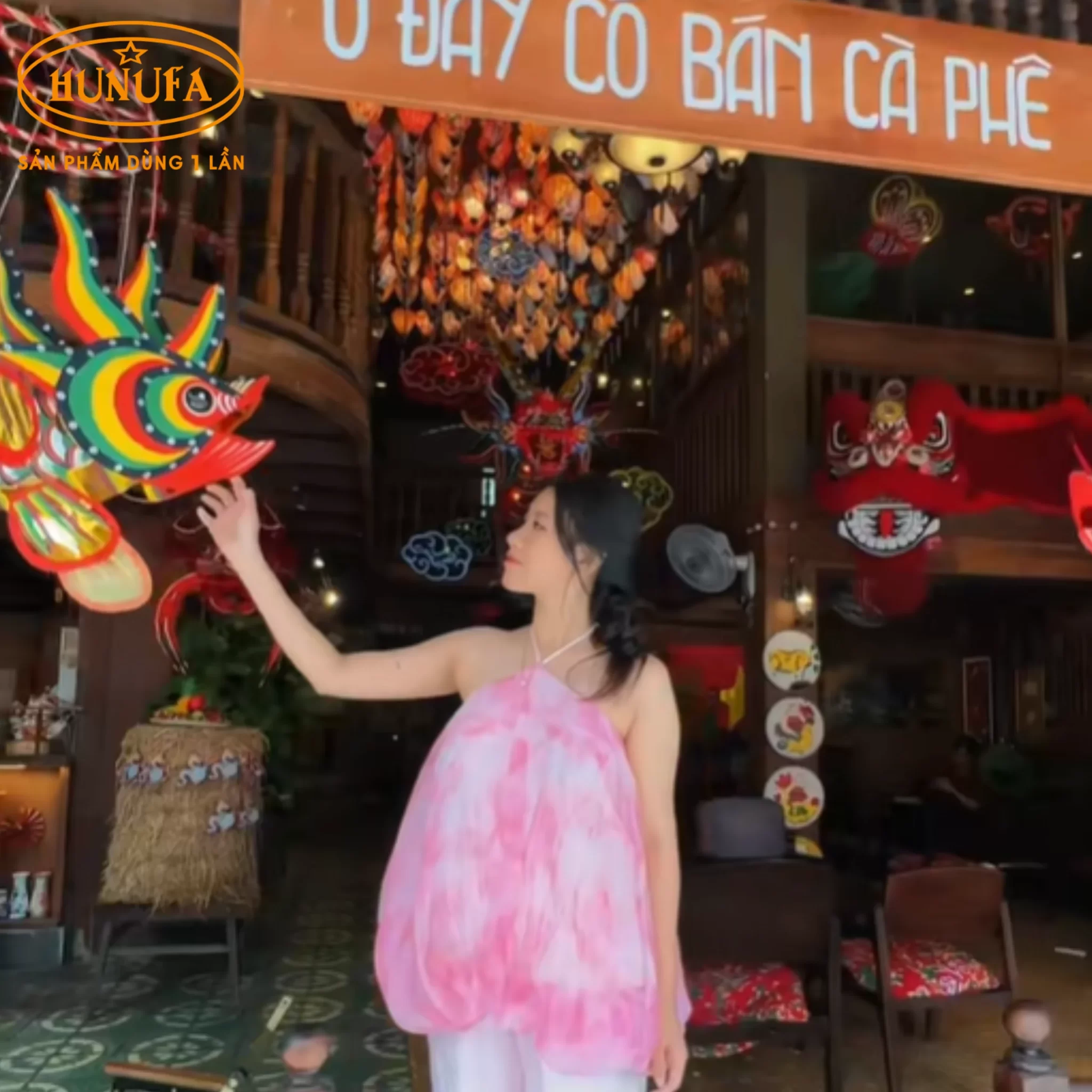 Top quán trà sữa trang trí Trung Thu