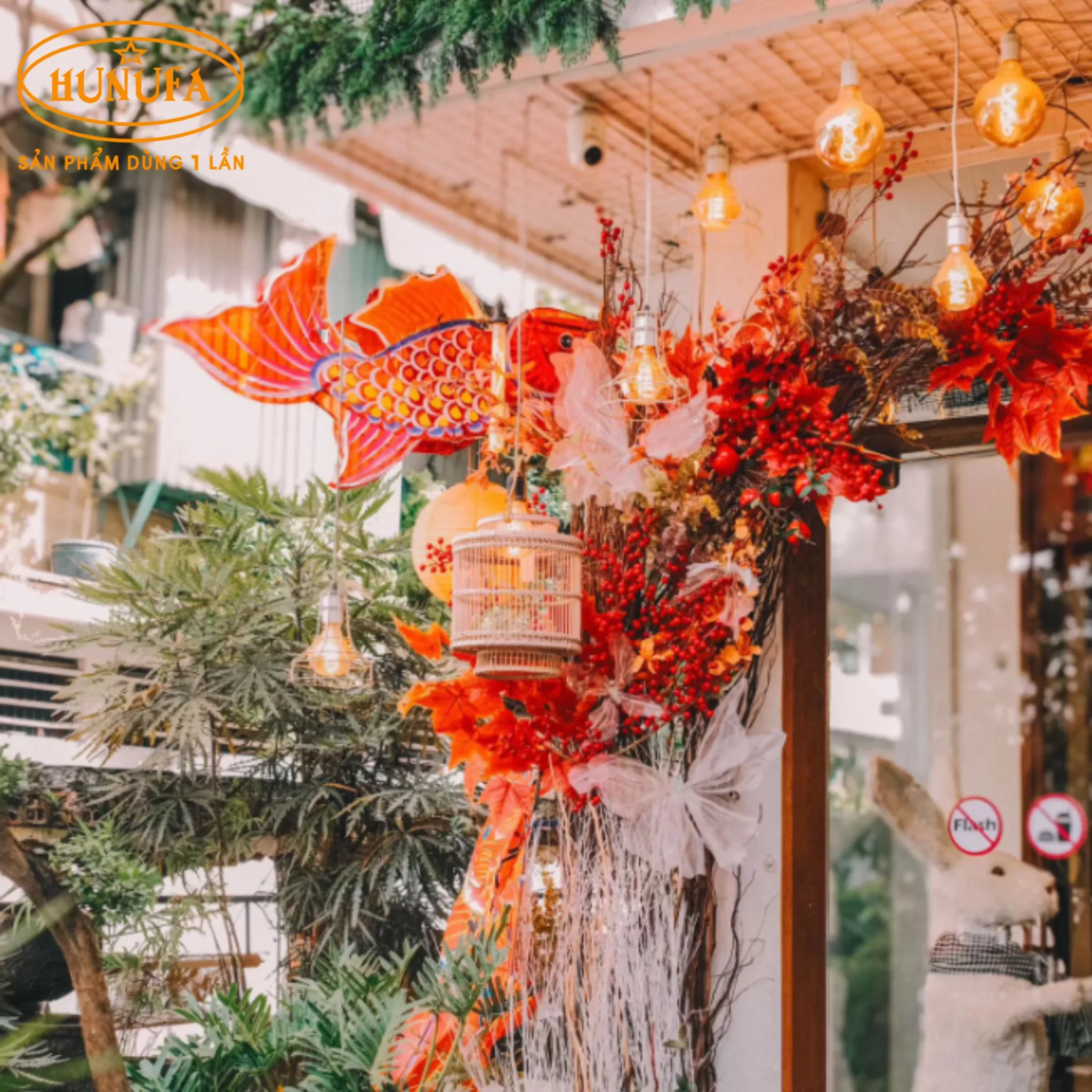 Top quán trà sữa trang trí Trung Thu