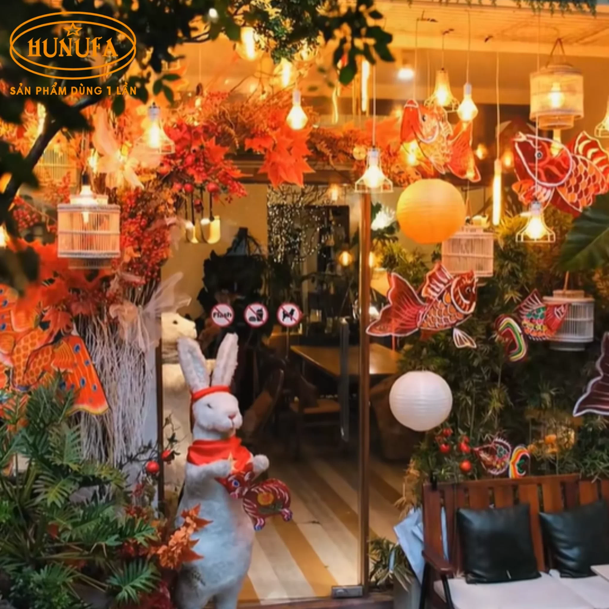 Top quán trà sữa trang trí Trung Thu