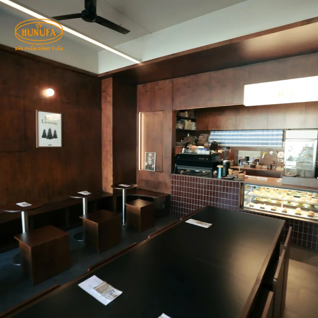 Ý tưởng trang trí tường quán cafe đẹp