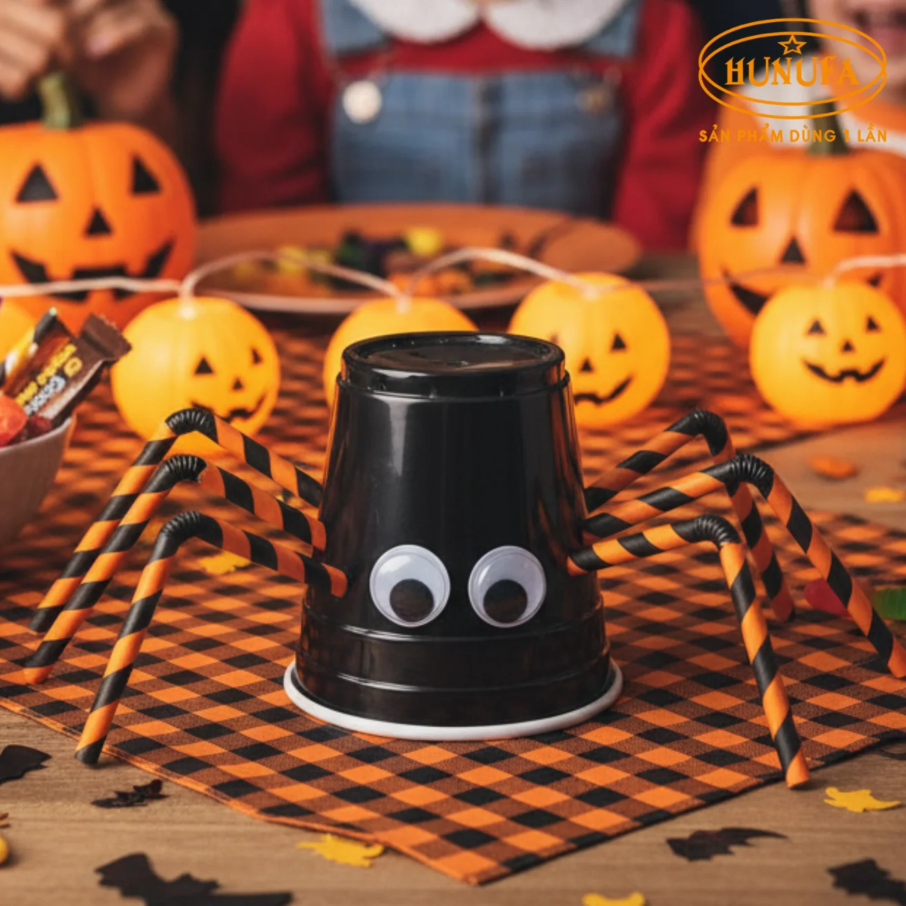 Cách làm con nhện Halloween