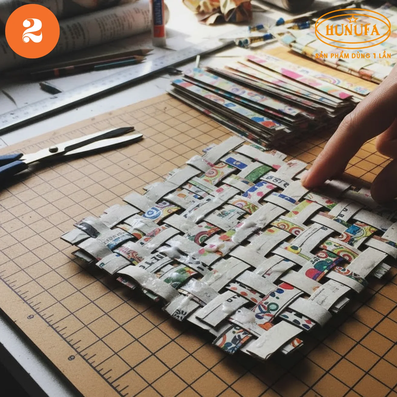 Cách làm giỏ đựng kẹo Halloween bằng giấy