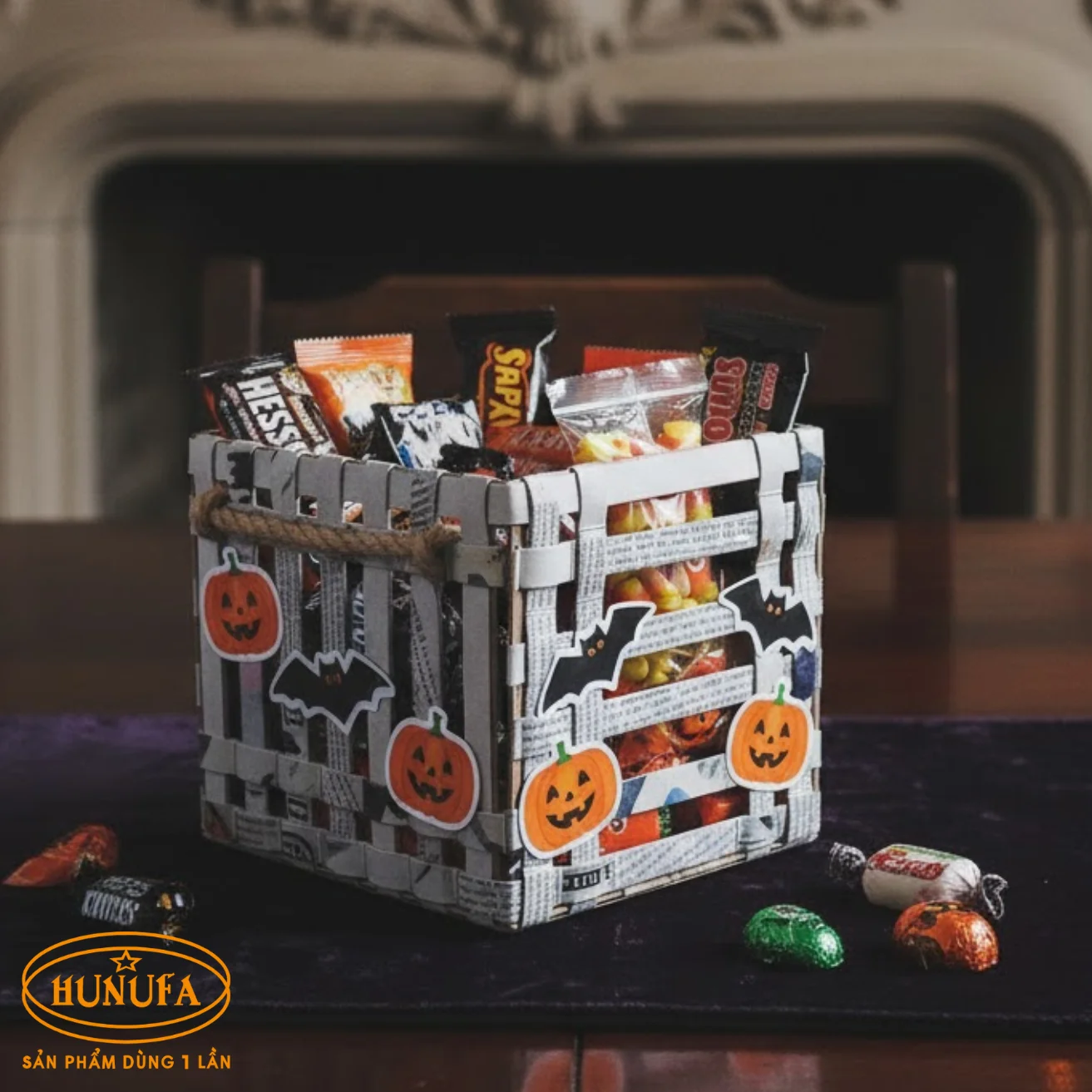 Cách làm giỏ đựng kẹo Halloween bằng giấy