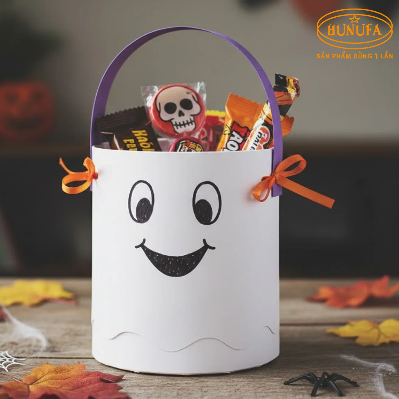 Cách làm giỏ đựng kẹo Halloween bằng giấy