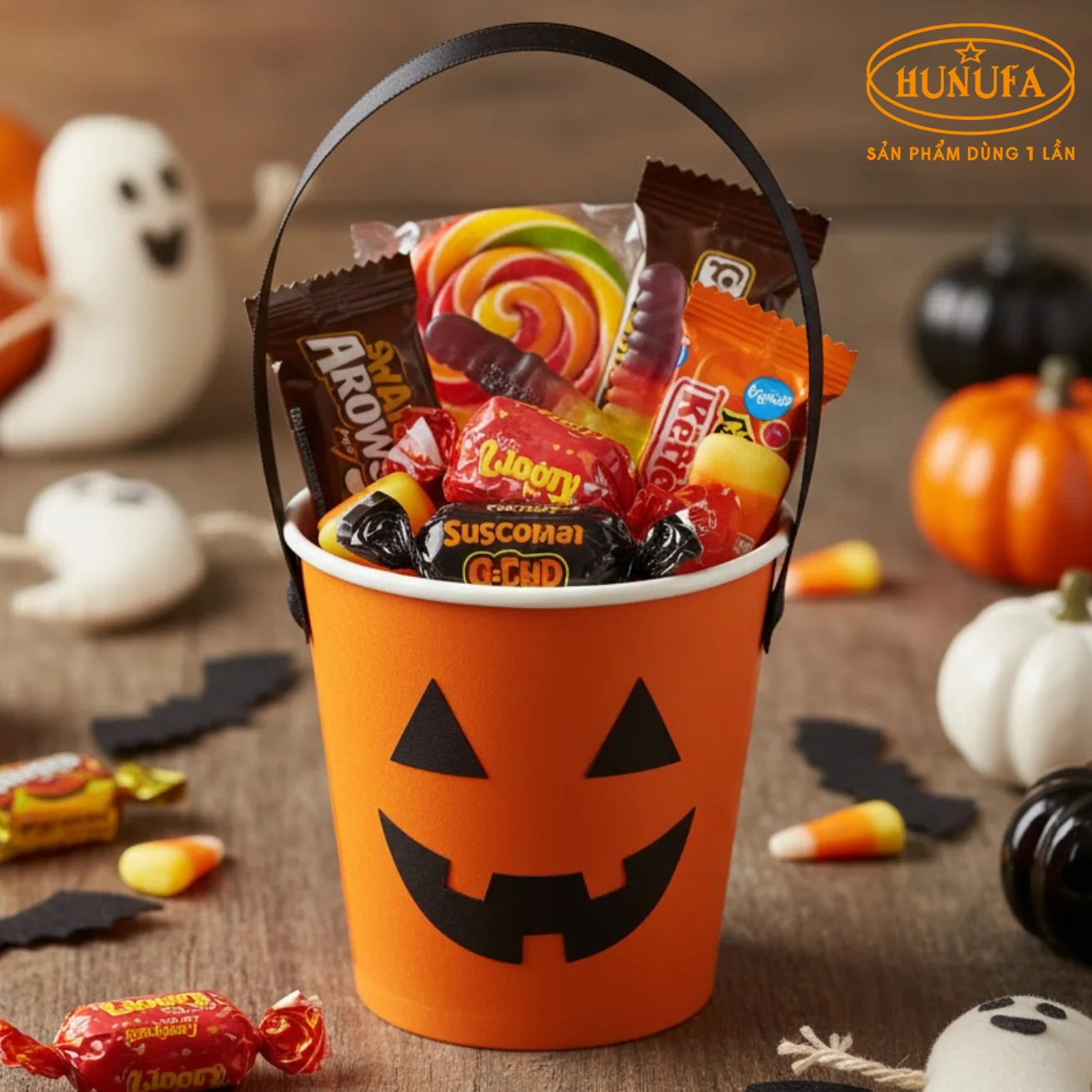 Cách làm giỏ đựng kẹo Halloween bằng giấy