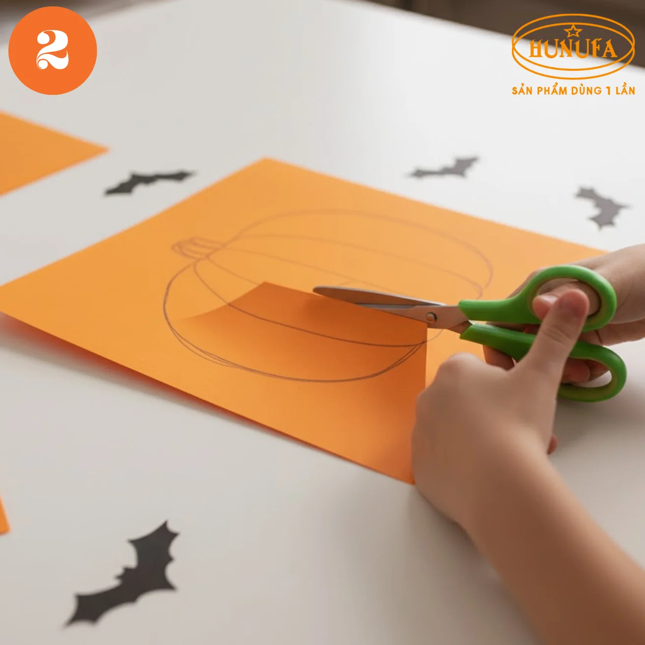 Cách làm giỏ đựng kẹo Halloween bằng giấy