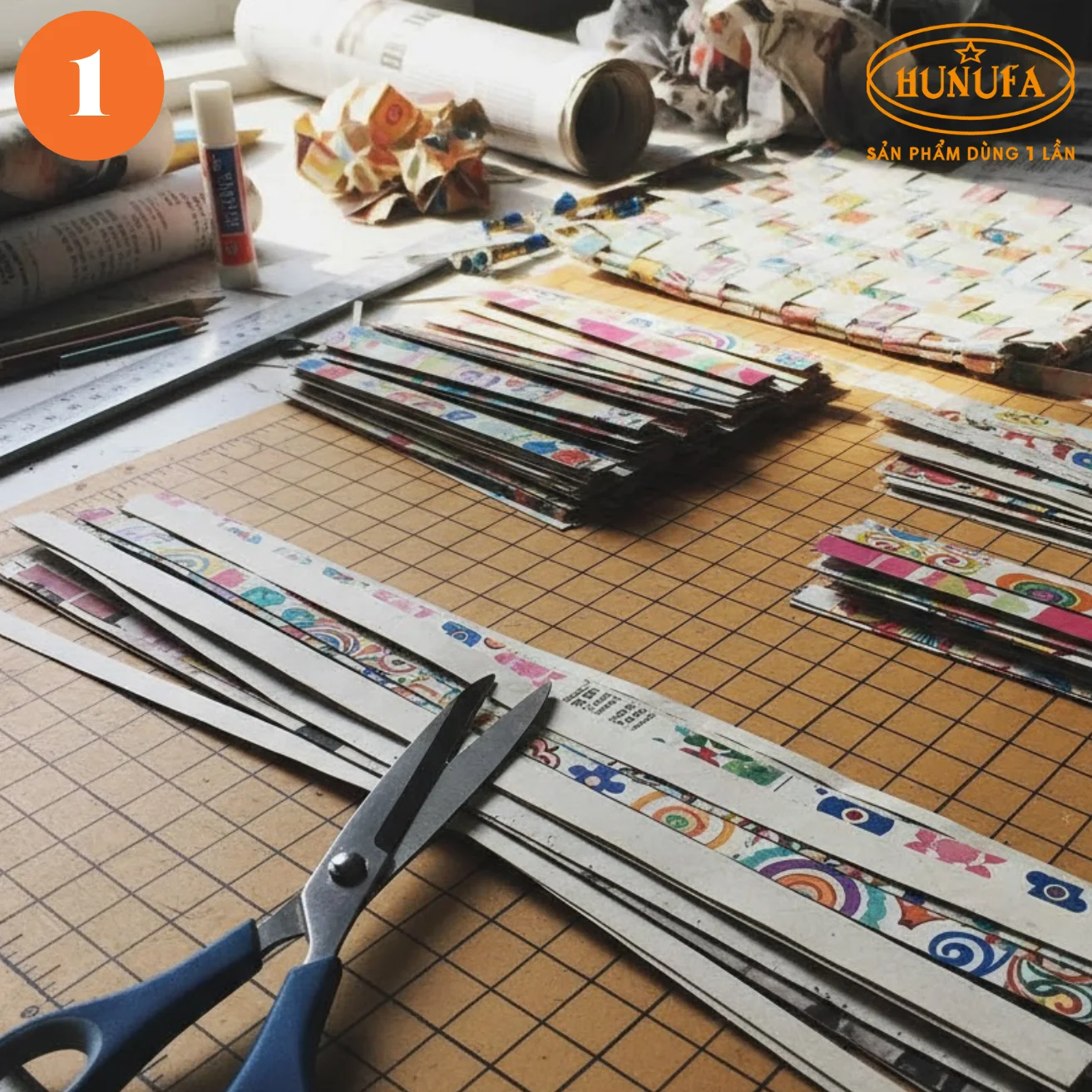 Cách làm giỏ đựng kẹo Halloween bằng giấy