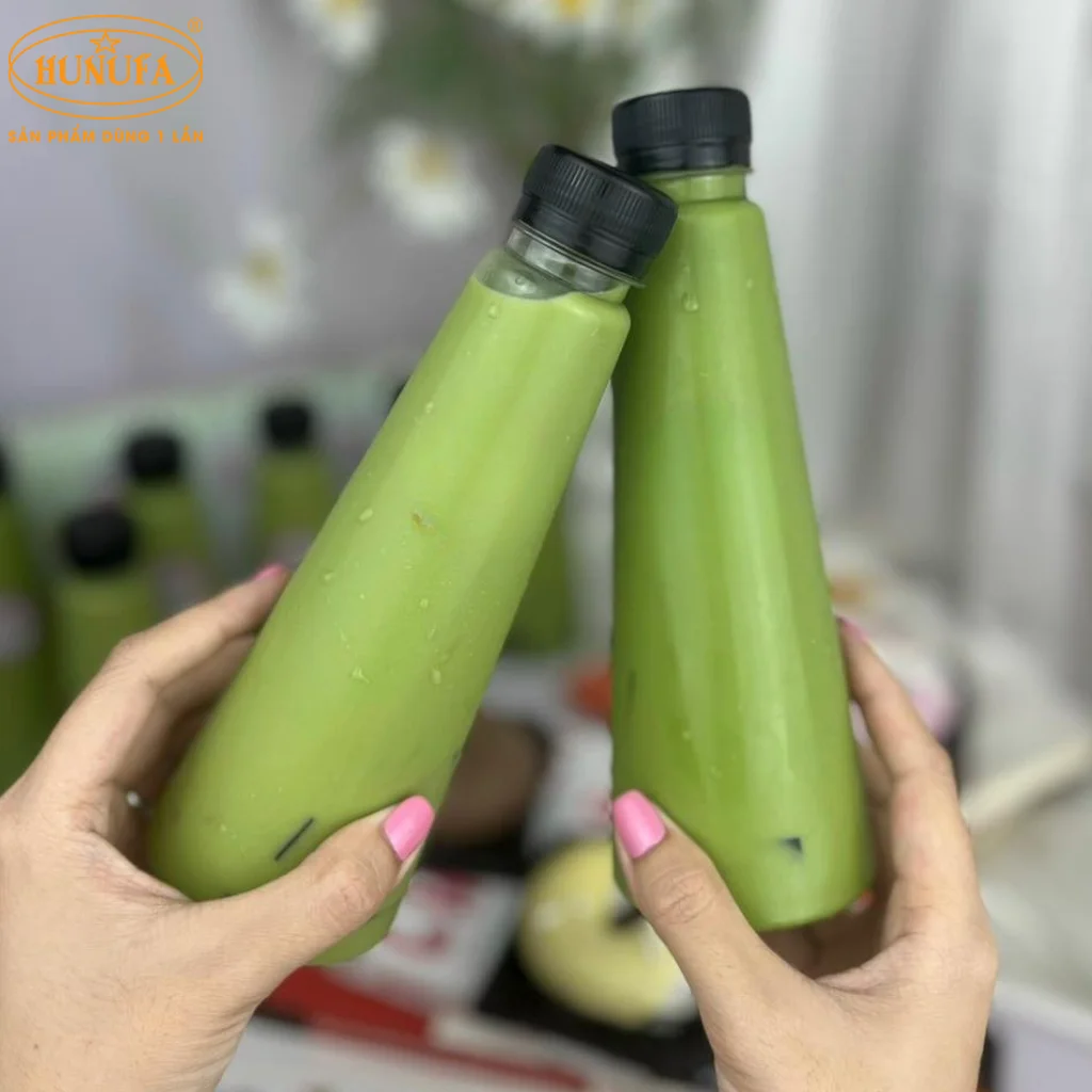 chai nhựa tam giác