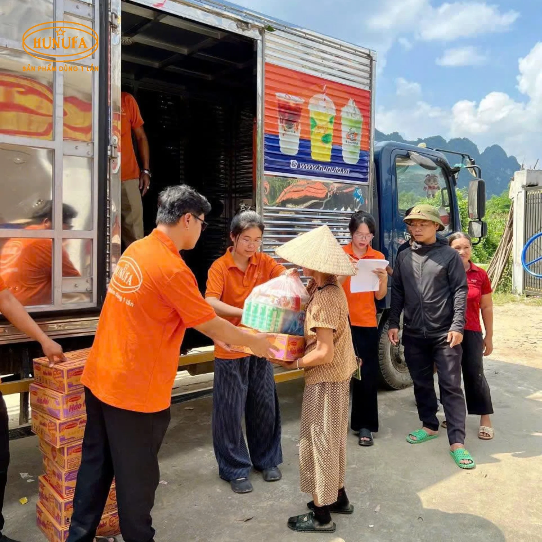 Nhìn lại hành trình Hunufa hỗ trợ đồng bào vùng lũ lụt