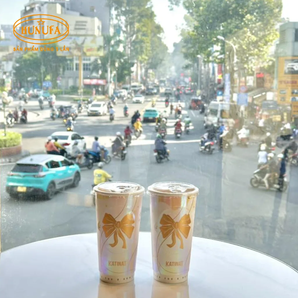 Đón Giáng sinh rực rỡ cùng Ly Phép Màu Katinat