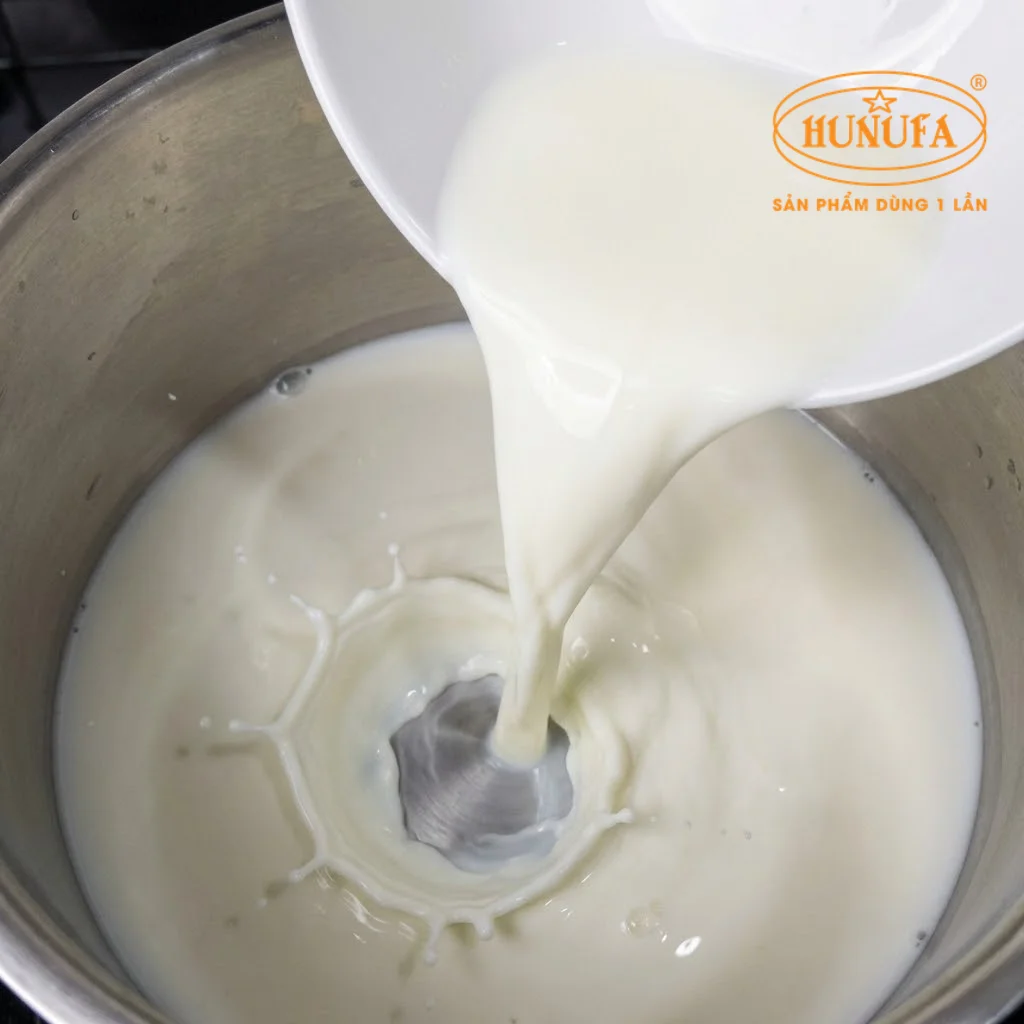 Cách làm khúc bạch phô mai Jerry béo mịn hot trend