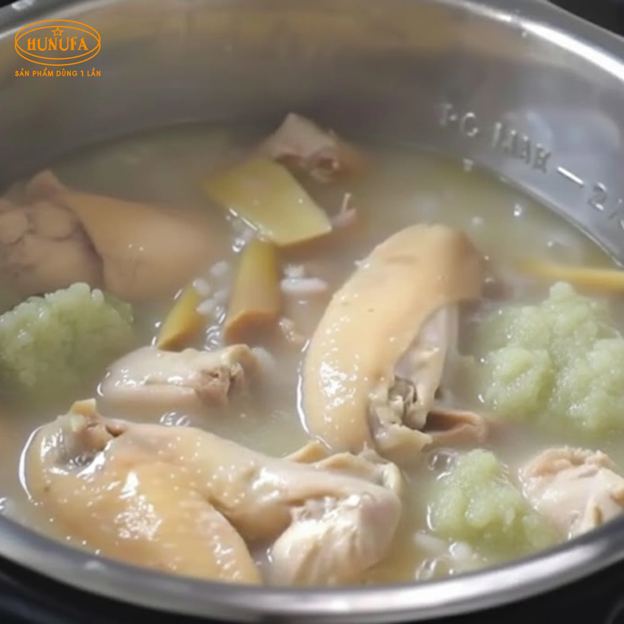 Cách nấu cháo bằng bánh chưng thơm ngon, đơn giản, không bị ngấy