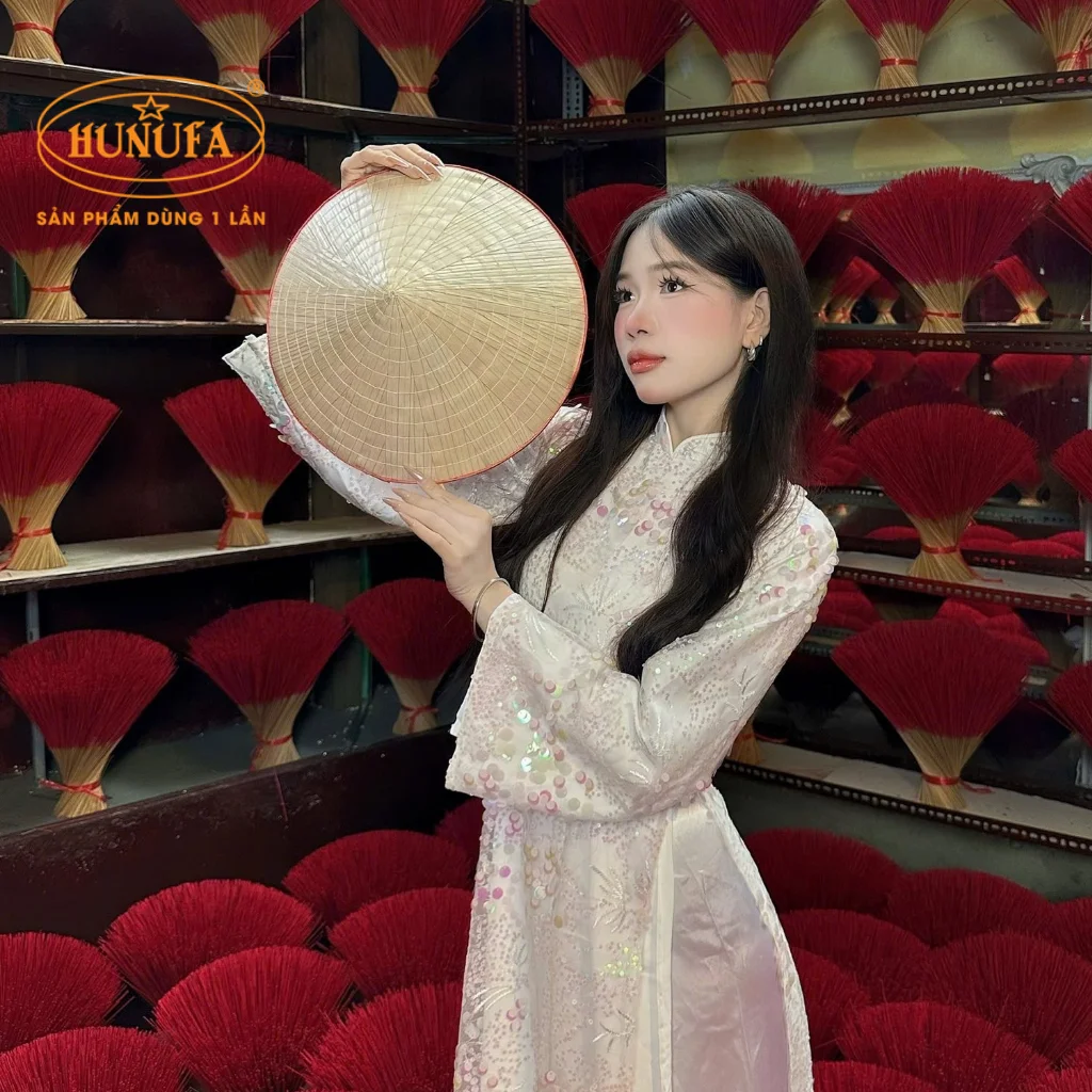 quán cafe trang trí Tết