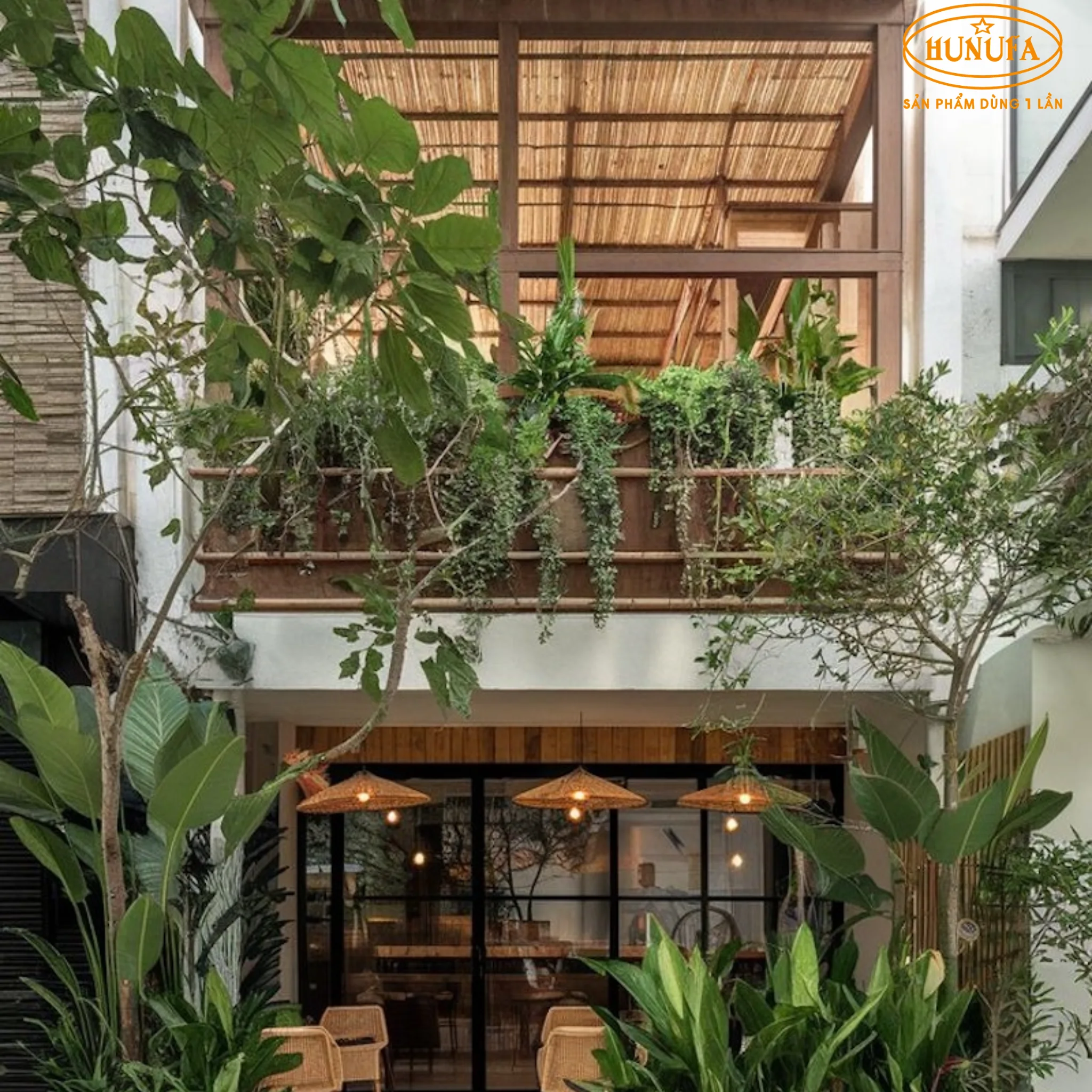 15+ Mẫu trang trí quán cafe bằng tre, trúc đẹp, tiết kiệm chi phí