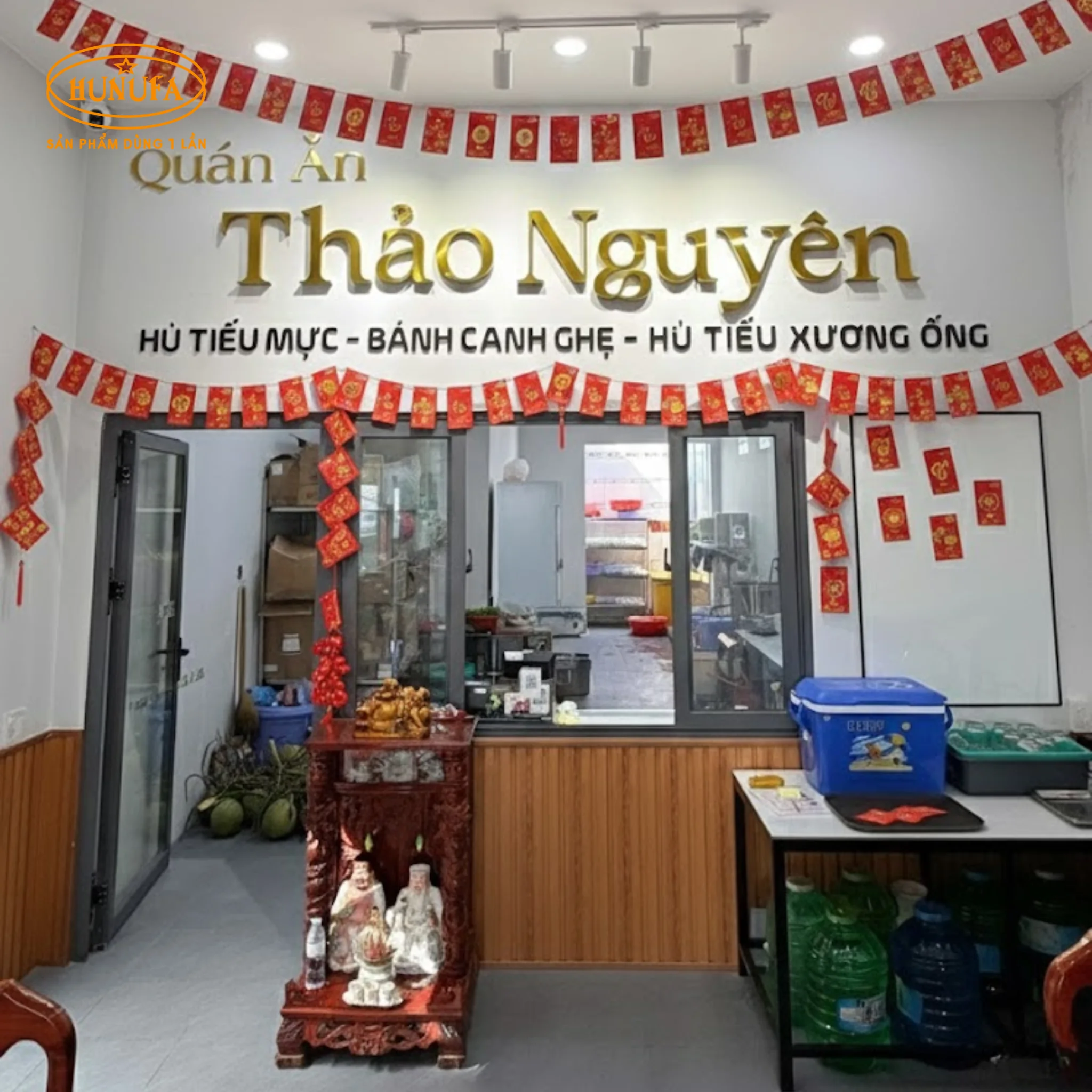 10+ Ý tưởng trang trí quán ăn ngày Tết Bính Ngọ đẹp, hút khách