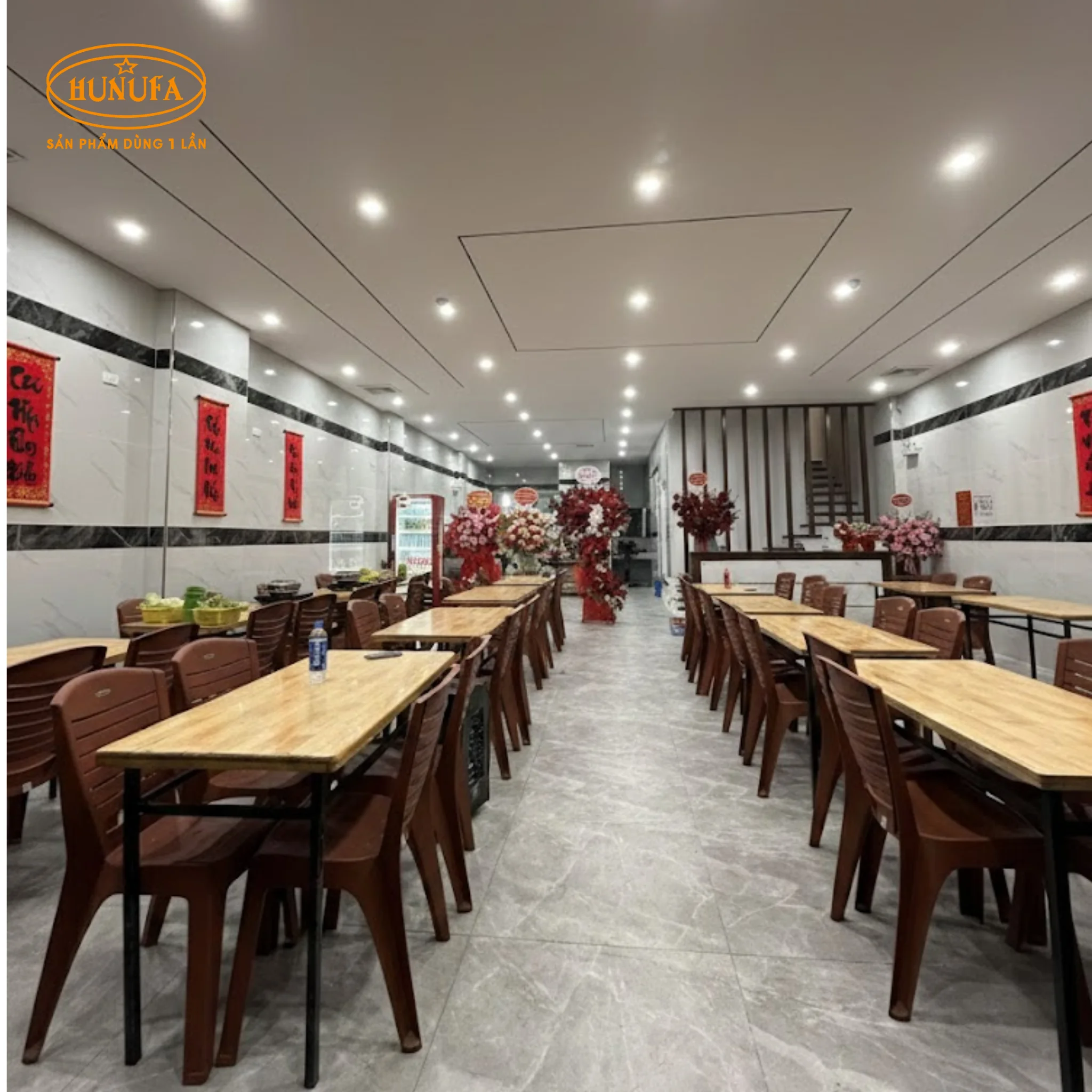 10+ Ý tưởng trang trí quán ăn ngày Tết Bính Ngọ đẹp, hút khách