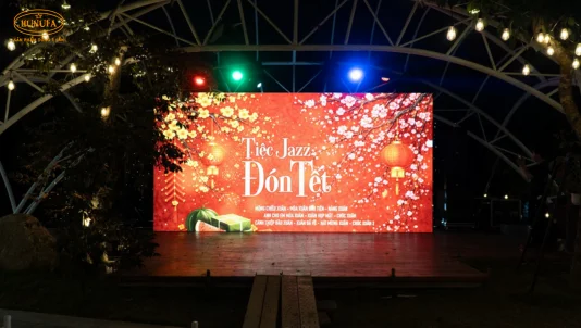 10+ Ý tưởng trang trí quán ăn ngày Tết Bính Ngọ đẹp, hút khách