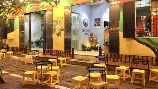 Cách trang trí quán cafe cóc: 15+ Ý tưởng decor độc đáo, tối ưu không gian