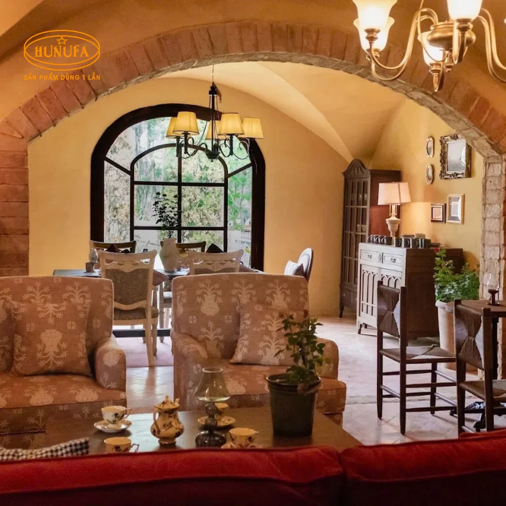 Mẫu trang trí quán cafe phong cách cổ điển đẹp, hút khách