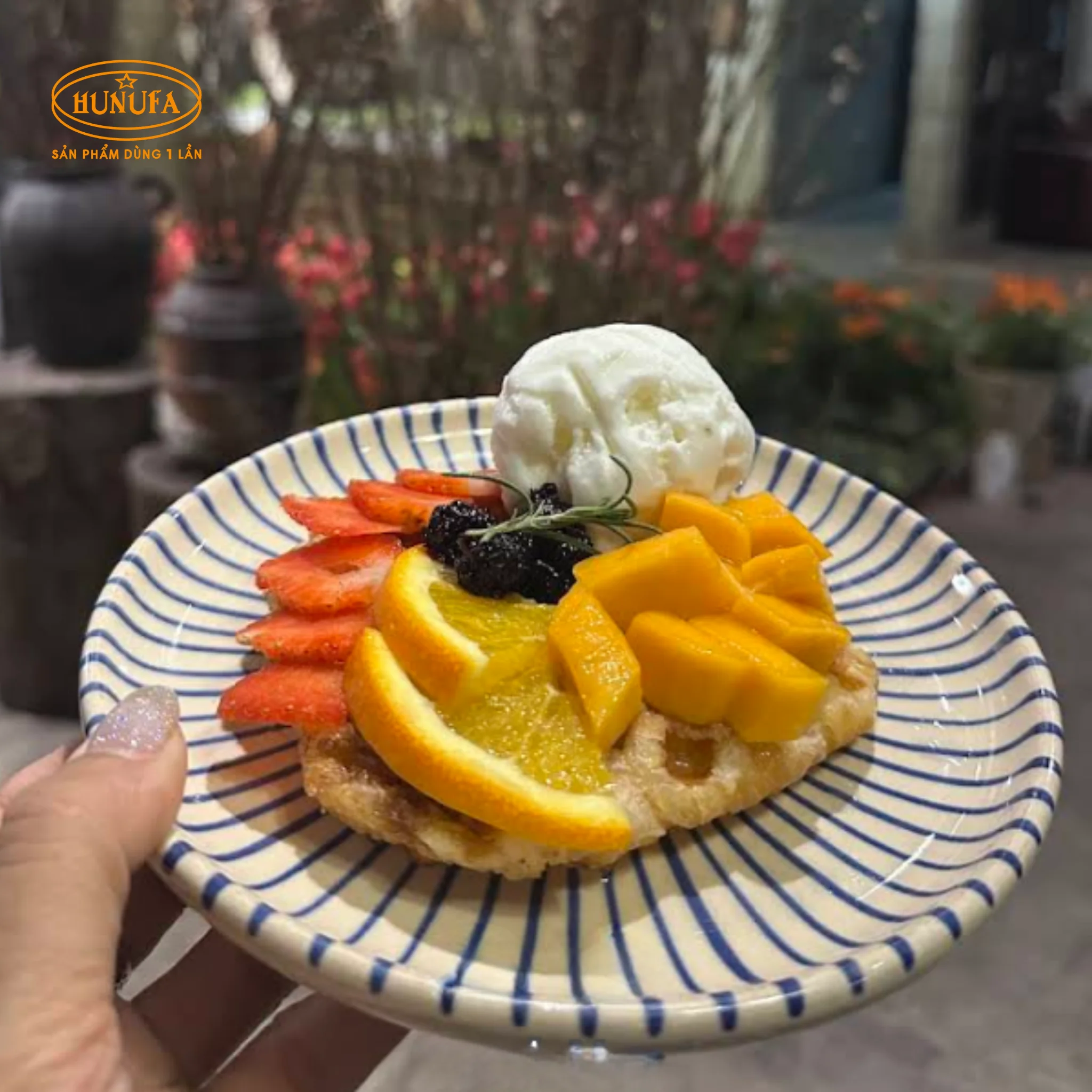 Check-in ngay quán cafe in hình lên ly nước siêu độc đáo tại Thảo Điền – Nhâm Cafe