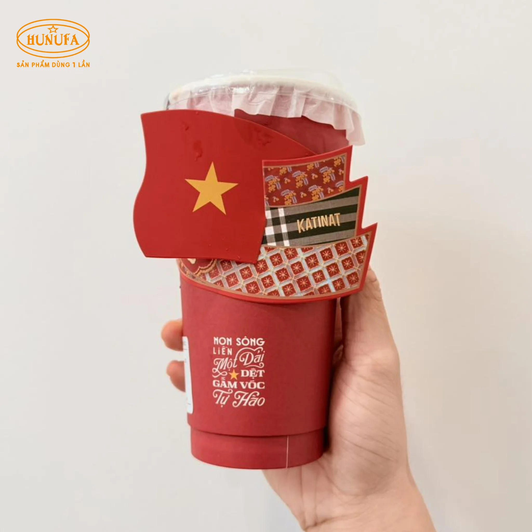 Katinat gây sốt với bộ sưu tập ly 30/4 “Dệt Gấm Vóc Tự Hào” đậm bản sắc Việt