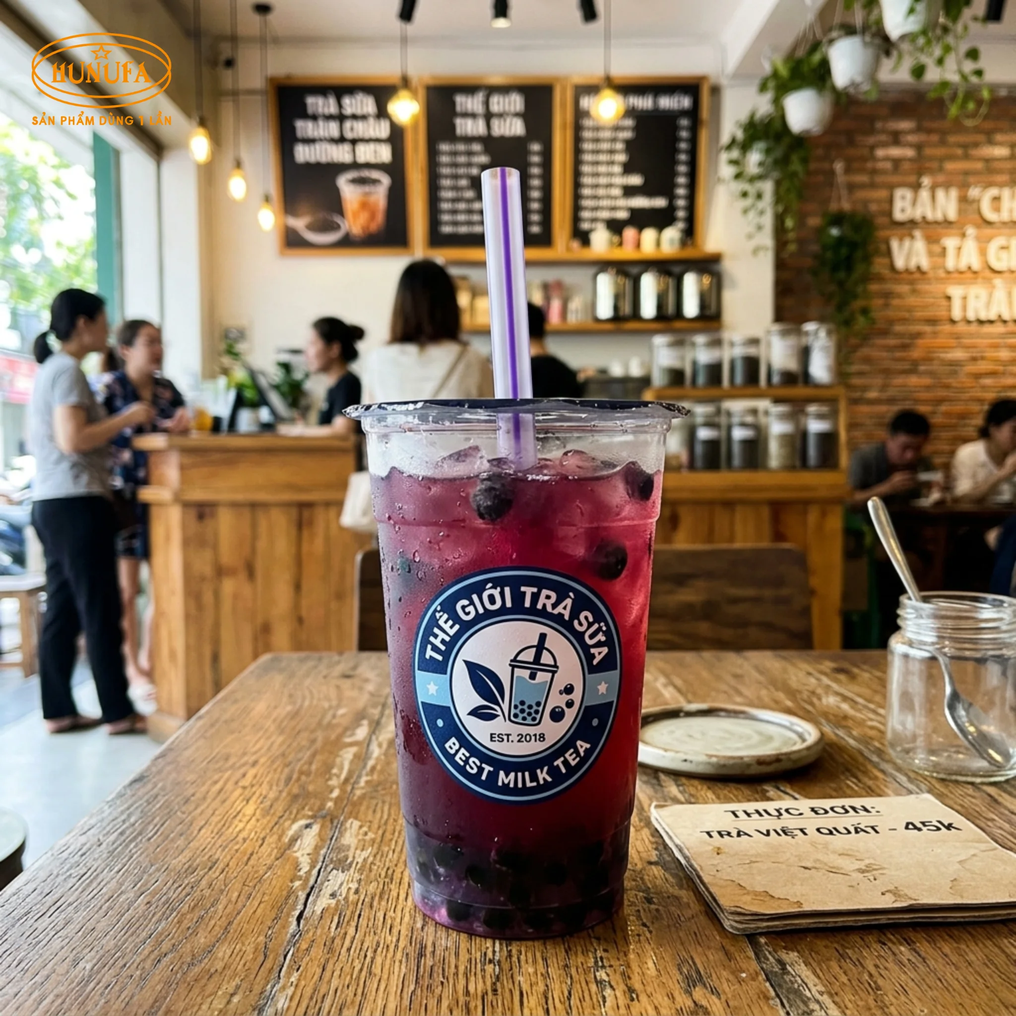 99+ Mẫu ly nhựa thế giới trà sữa đẹp, thiết kế logo hot trend, hút khách