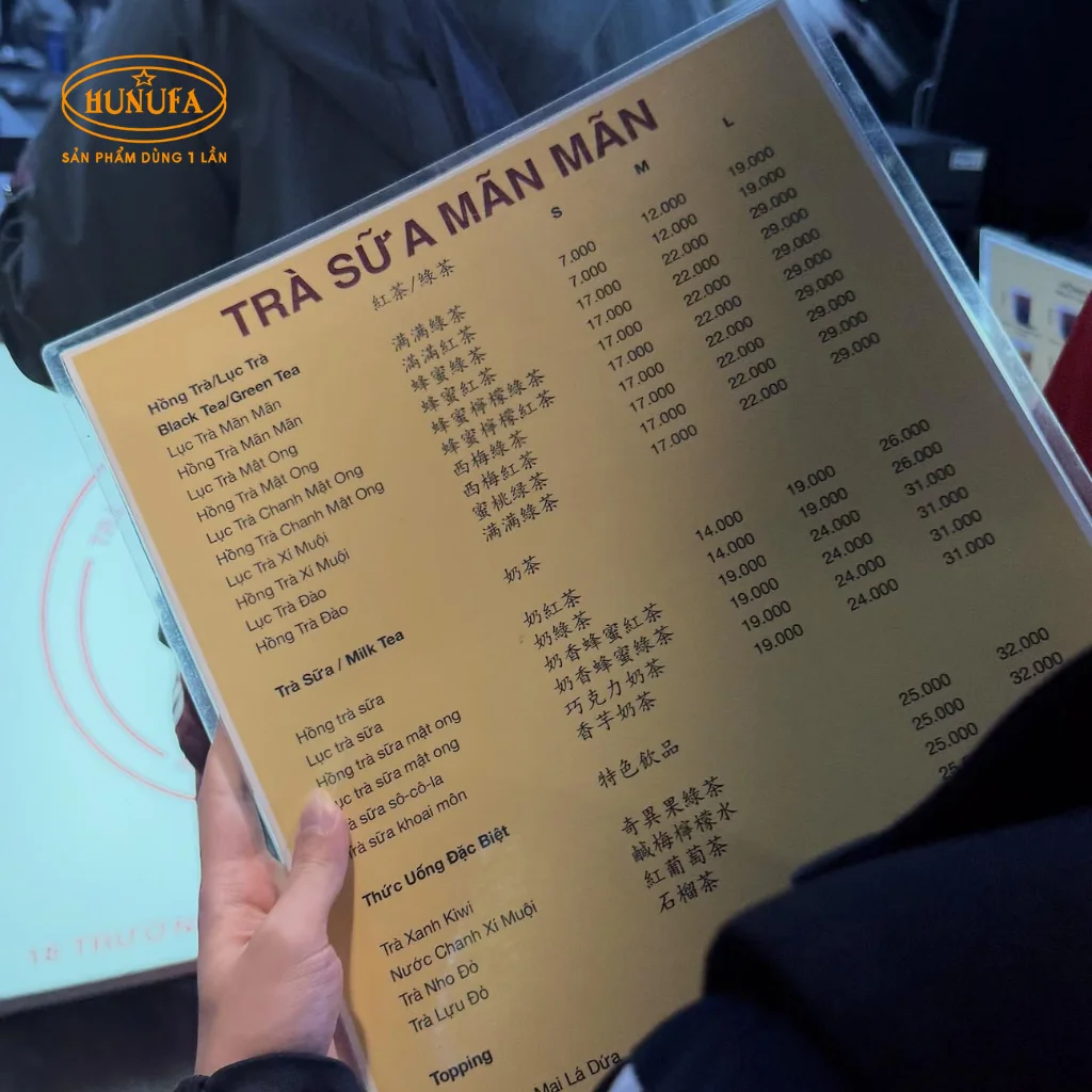 Menu trà sữa Mãn Mãn có gì hot? Giá cả ra sao mà thu hút giới trẻ Hà Nội
