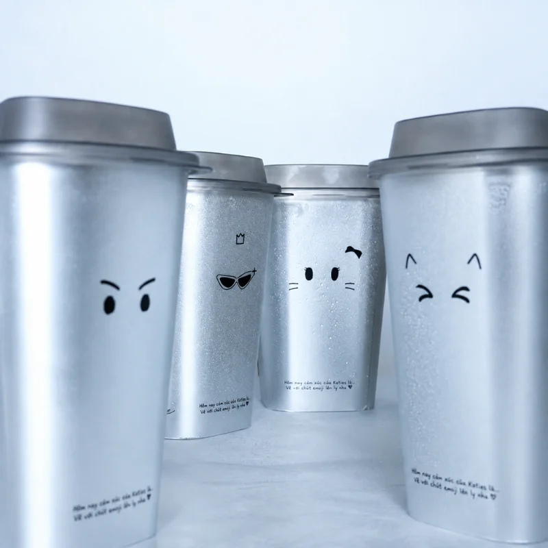 Ly EMOJI Katinat: Tiếp nối hành trình tạo dấu ấn thương hiệu
