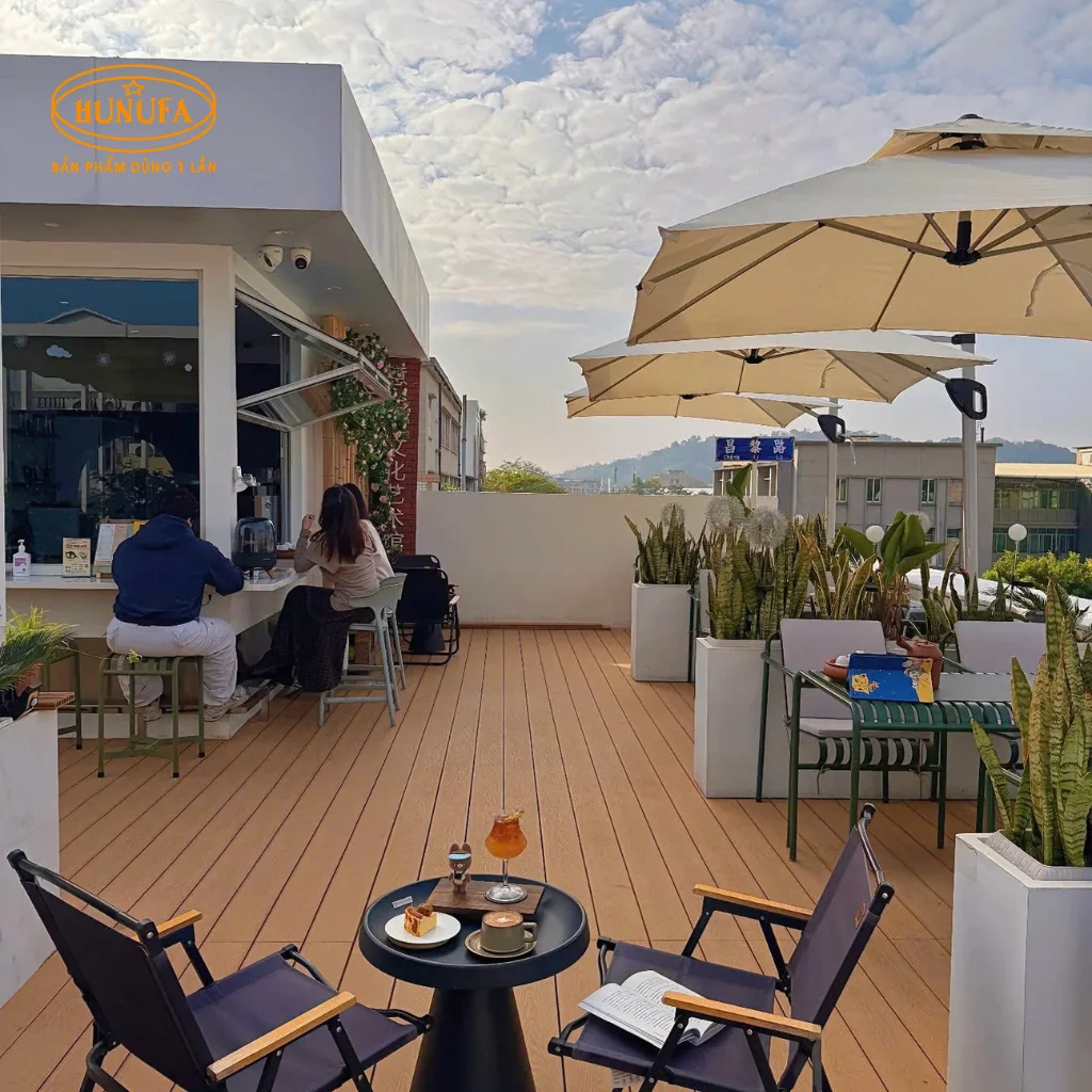 Mẫu thiết kế quán cafe sân thượng đẹp